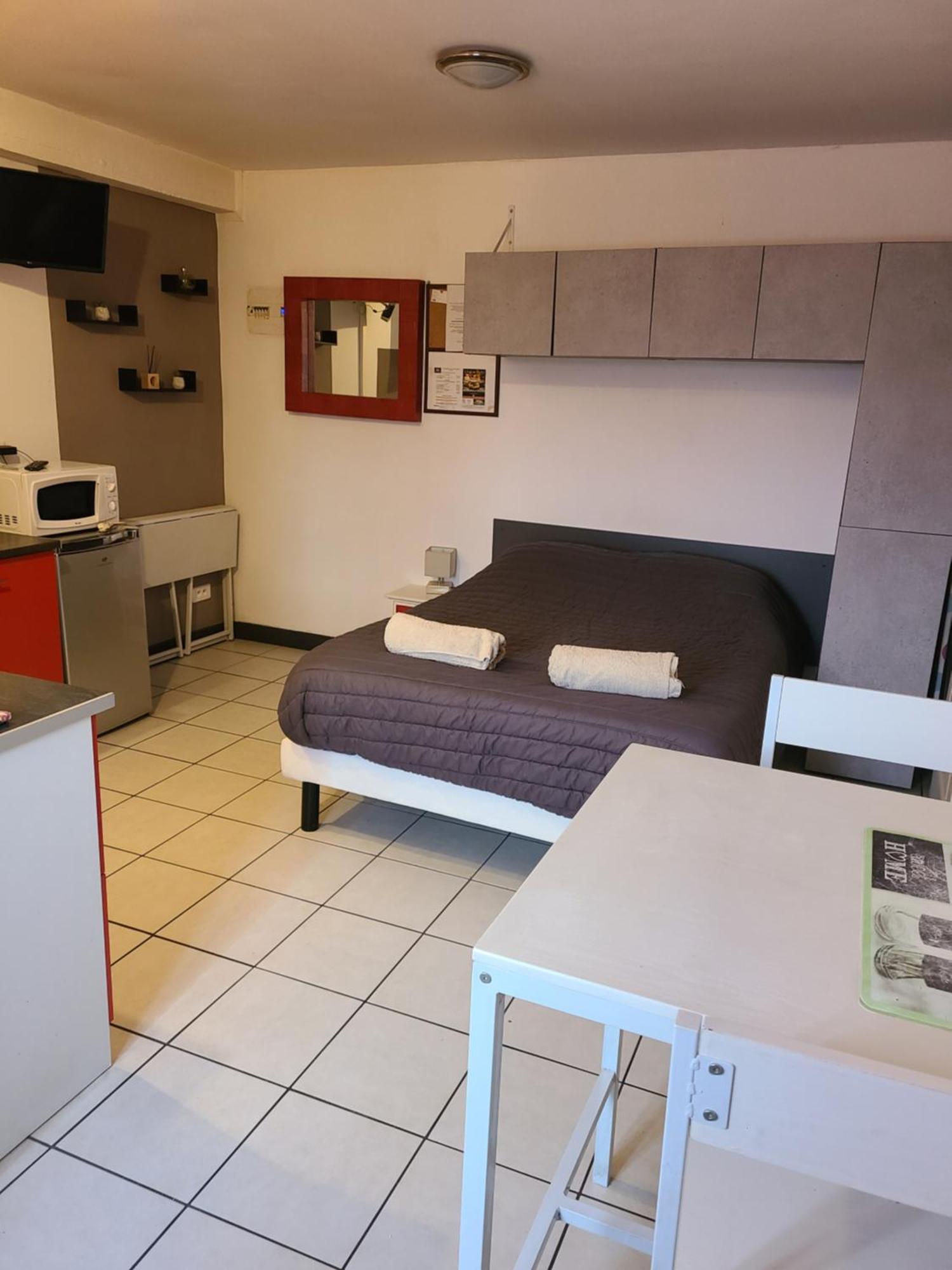 Les Gites De Brives Экстерьер фото
